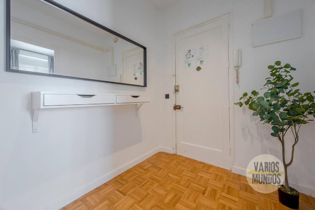 Beautiful Apt 7Px En La C/Santa Ana Centro De Madrid Apartment Luaran gambar