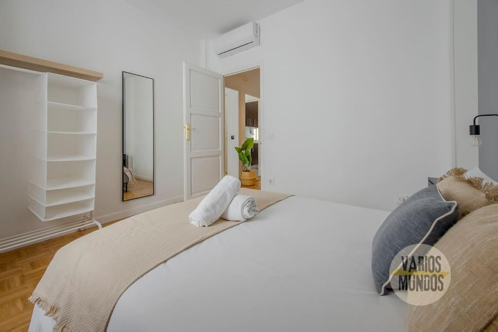 Beautiful Apt 7Px En La C/Santa Ana Centro De Madrid Apartment Luaran gambar
